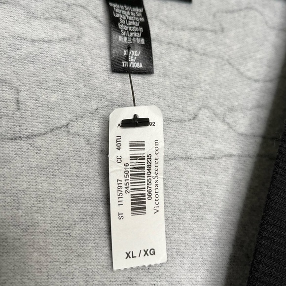 NWT Victoria’s Secret Women’s Camo Crop Crew Neck‎ Sweatshirt Blue Black XL - Picture 10 of 13